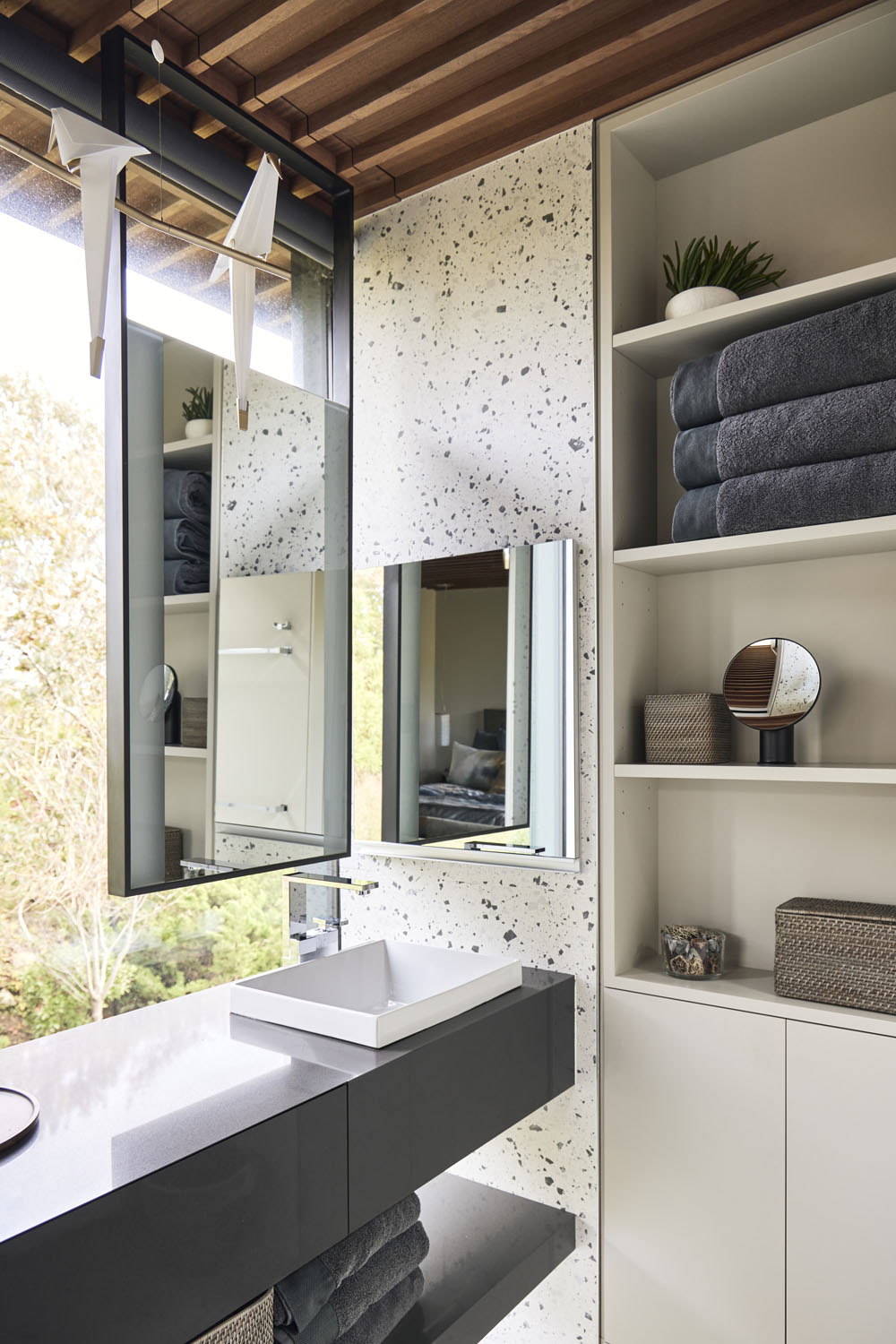 Photo of construction by Ronald Webb Builder.